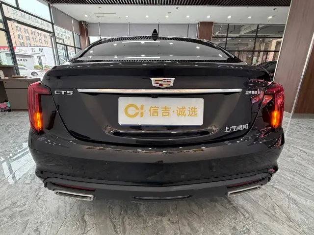 Cadillac CT5 — Фото автомобиля 4