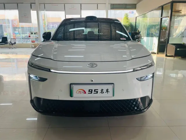 Toyota BoZhi 3X — Фото автомобиля 2
