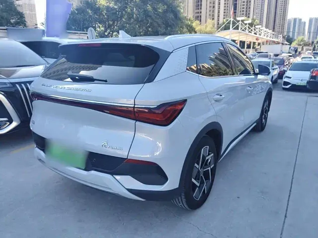 BYD Yuan PLUS — Фото автомобиля 6