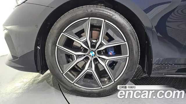 BMW 5-Series — Фото автомобиля 5