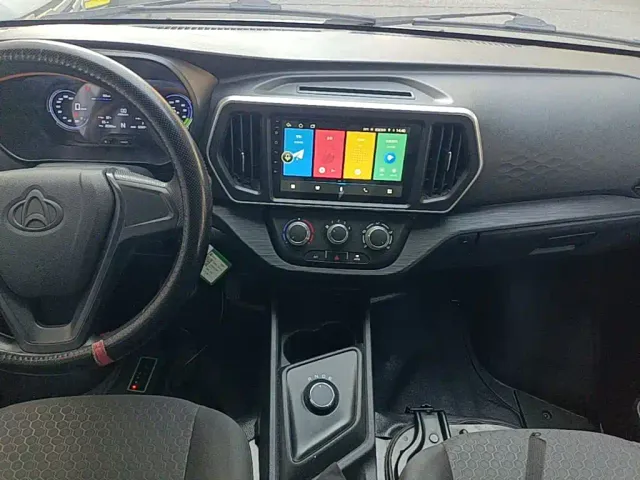 Changan Ruixing EM80 — Фото автомобиля 12