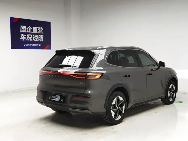 Geely Galaxy E5 — Фото автомобиля 4