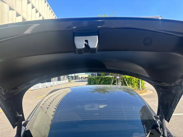 Tesla Model 3 — Фото автомобиля 17