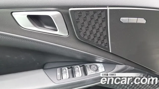 Kia K8 K8 (New) Hybrid — Фото автомобиля 28