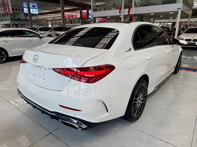 Mercedes-Benz C-Class — Фото автомобиля 4