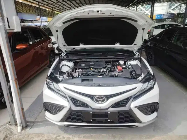 Toyota Camry — Фото автомобиля 19