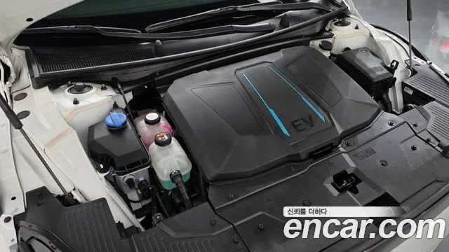 Hyundai Ioniq 5 — Фото автомобиля 6