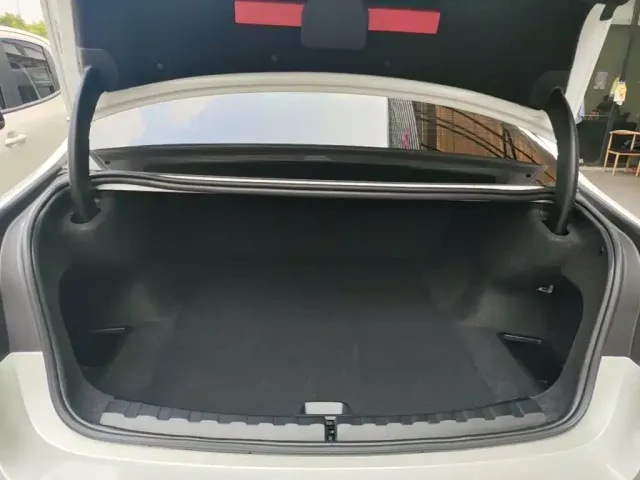 BMW i3 — Фото автомобиля 18