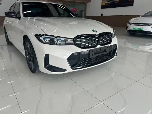 BMW 3 Series — Фото автомобиля 2