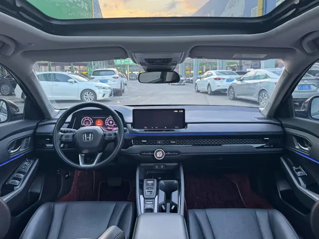 Honda Accord — Фото автомобиля 5