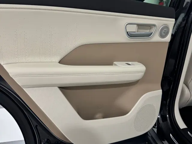 Toyota BoZhi 3X 2025 Model 520 Pro — Фото автомобиля 8
