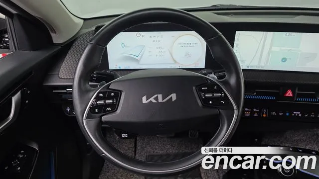 Kia EV6 — Фото автомобиля 15