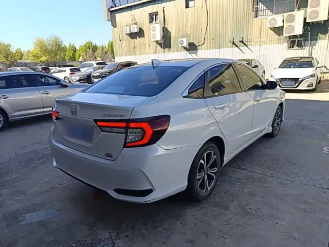 Honda Crider — Фото автомобиля 6