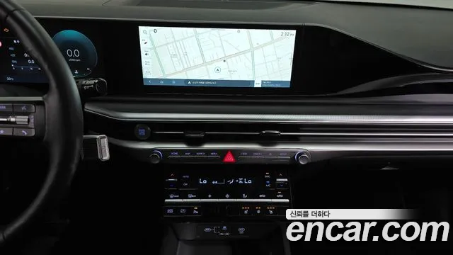 Hyundai Grandeur GN7 — Фото автомобиля 22