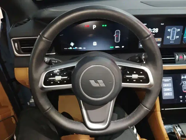 Li Auto ONE — Фото автомобиля 10