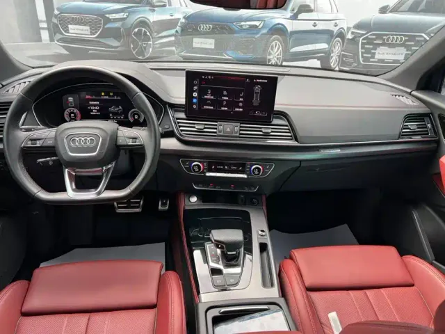 Audi Q5L — Фото автомобиля 5