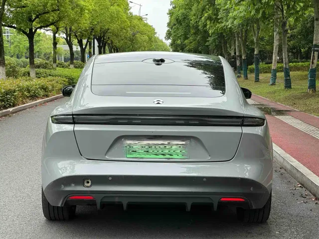 Nio ET5 — Фото автомобиля 11