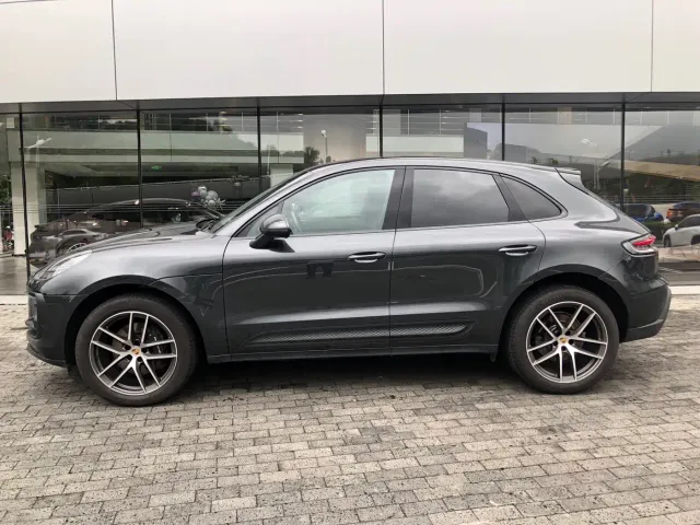 Porsche Macan — Фото автомобиля 6
