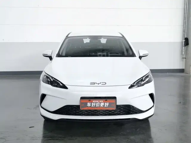 BYD Seal 05 DM-i — Фото автомобиля 3