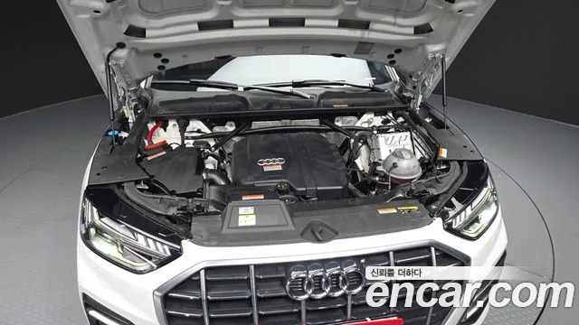 Audi Q5 FY — Фото автомобиля 9