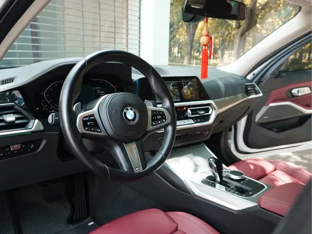 BMW 3 Series — Фото автомобиля 25