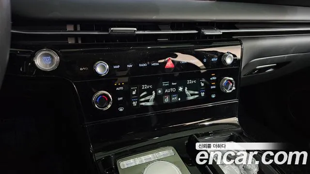 Genesis G80 RG3 — Фото автомобиля 16