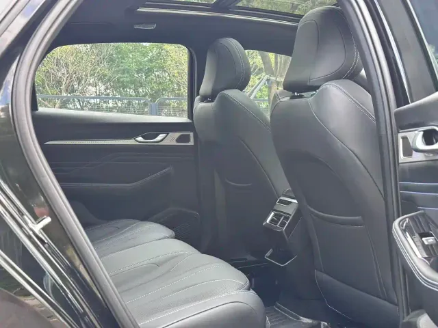 Geely Xingrui — Фото автомобиля 10