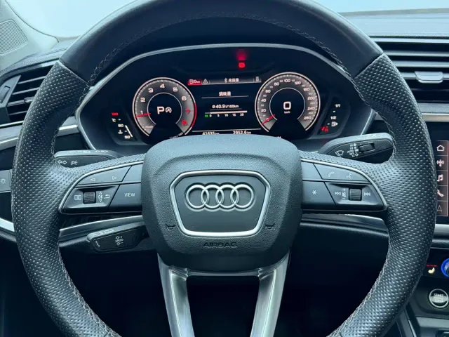 Audi Q3 Sportback — Фото автомобиля 15