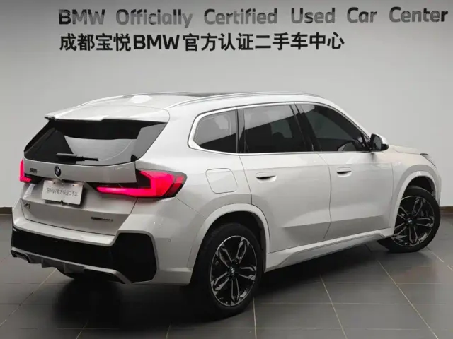 BMW X1 — Фото автомобиля 4