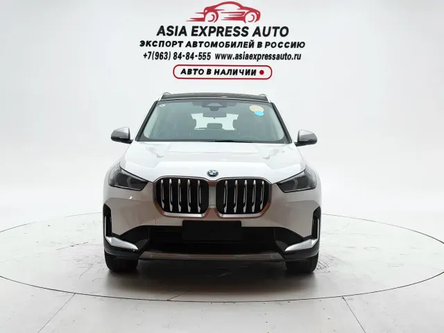 BMW X1 — Фото автомобиля 2