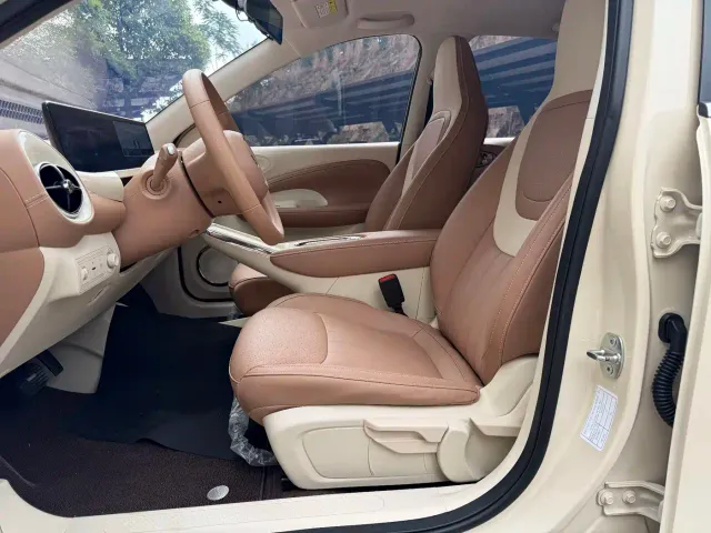 Wuling Bingo — Фото автомобиля 12