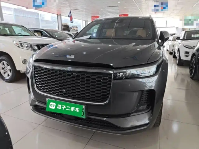 Li Auto ONE — Фото автомобиля 2