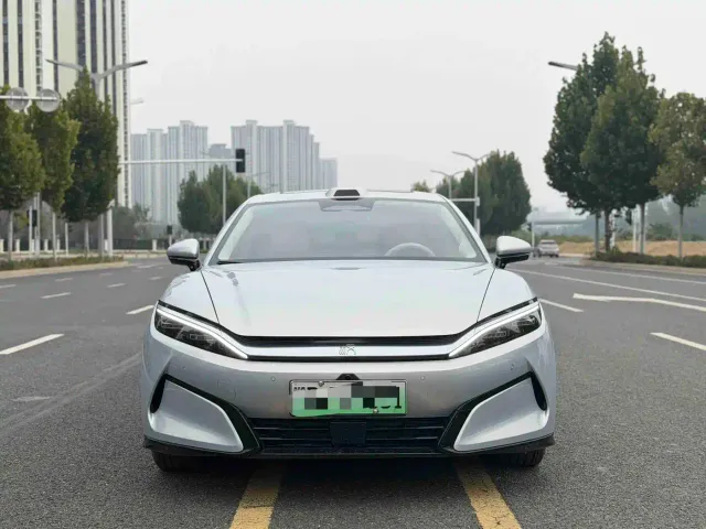 BYD Han — Фото автомобиля 2