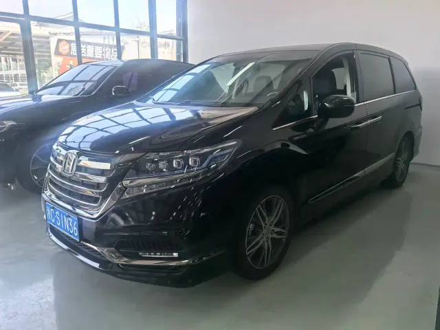 Фотография автомобиля — Honda Elysion