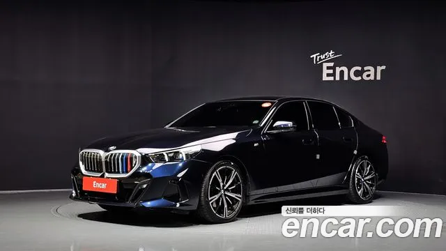Фотография автомобиля — BMW 5 Series G60