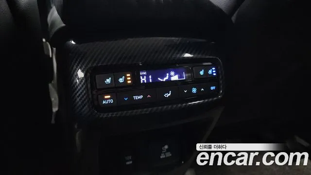 Hyundai Palisade Palisade Дизель 2.2 2WD — Фото автомобиля 17