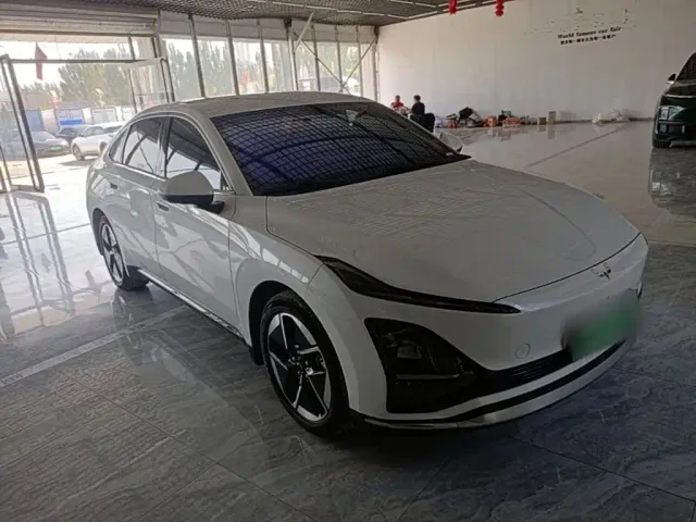 Wuling Starlight — Фото автомобиля 3