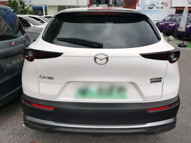 Mazda CX-30 EV — Фото автомобиля 5