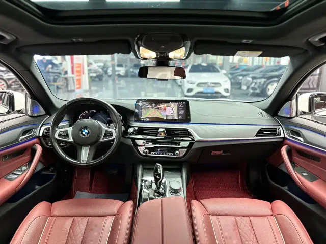 BMW 5 Series — Фото автомобиля 6