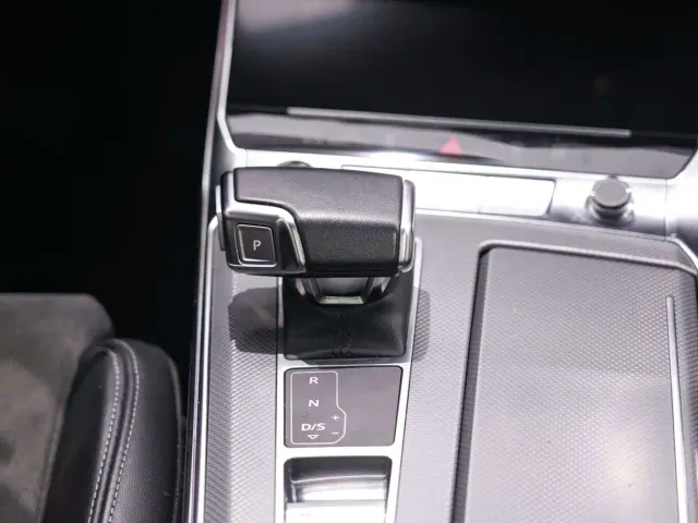 Audi A6L — Фото автомобиля 18