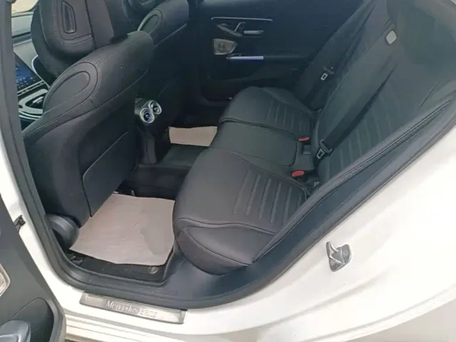 Mercedes-Benz C-Class — Фото автомобиля 16