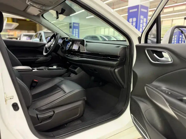 GAC Aion S — Фото автомобиля 5