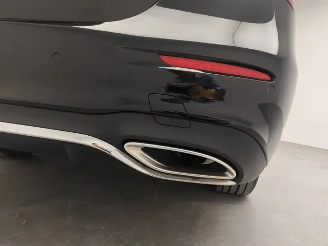 Mercedes-Benz E-Class — Фото автомобиля 5