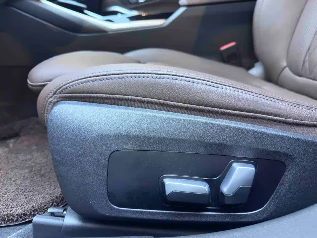 BMW 3 Series — Фото автомобиля 17