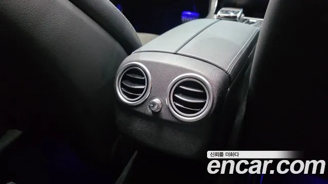 Mercedes-Benz C-Class W205 — Фото автомобиля 25