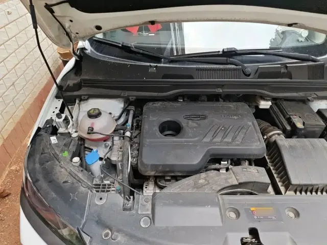 Geely Binyue — Фото автомобиля 17