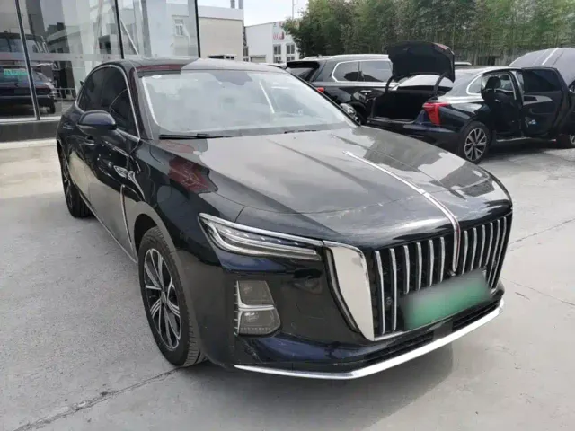 Hongqi H5 PHEV — Фото автомобиля 3