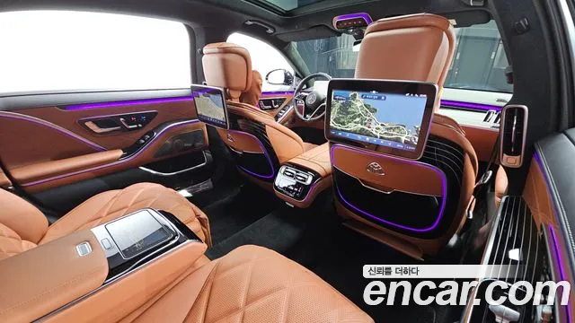 Mercedes-Benz S-Class — Фото автомобиля 3