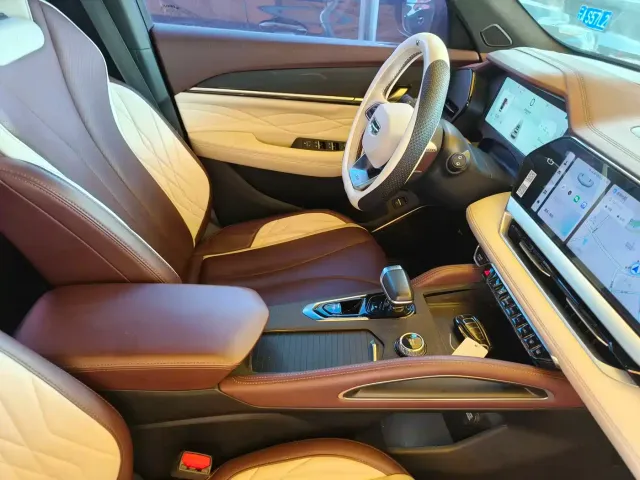 Geely Xingyue L — Фото автомобиля 14