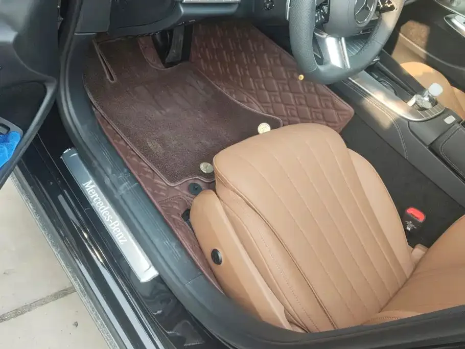 Mercedes-Benz Mercedes-Benz E-Class — Фото автомобиля 8